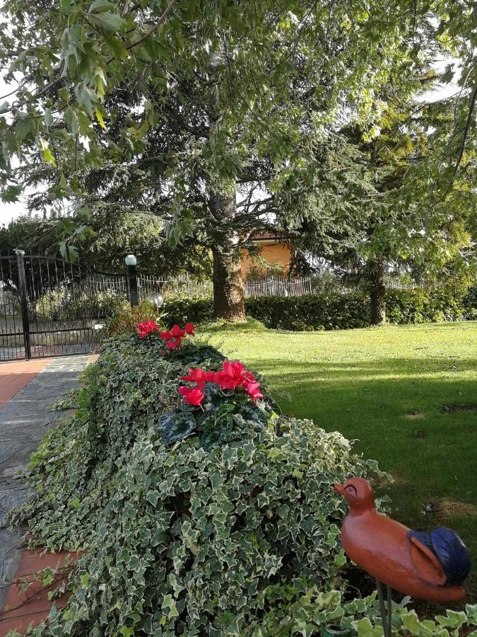 Independent Apartment With A Fabulous Patio - Casa Penny Cisano sul Neva Εξωτερικό φωτογραφία