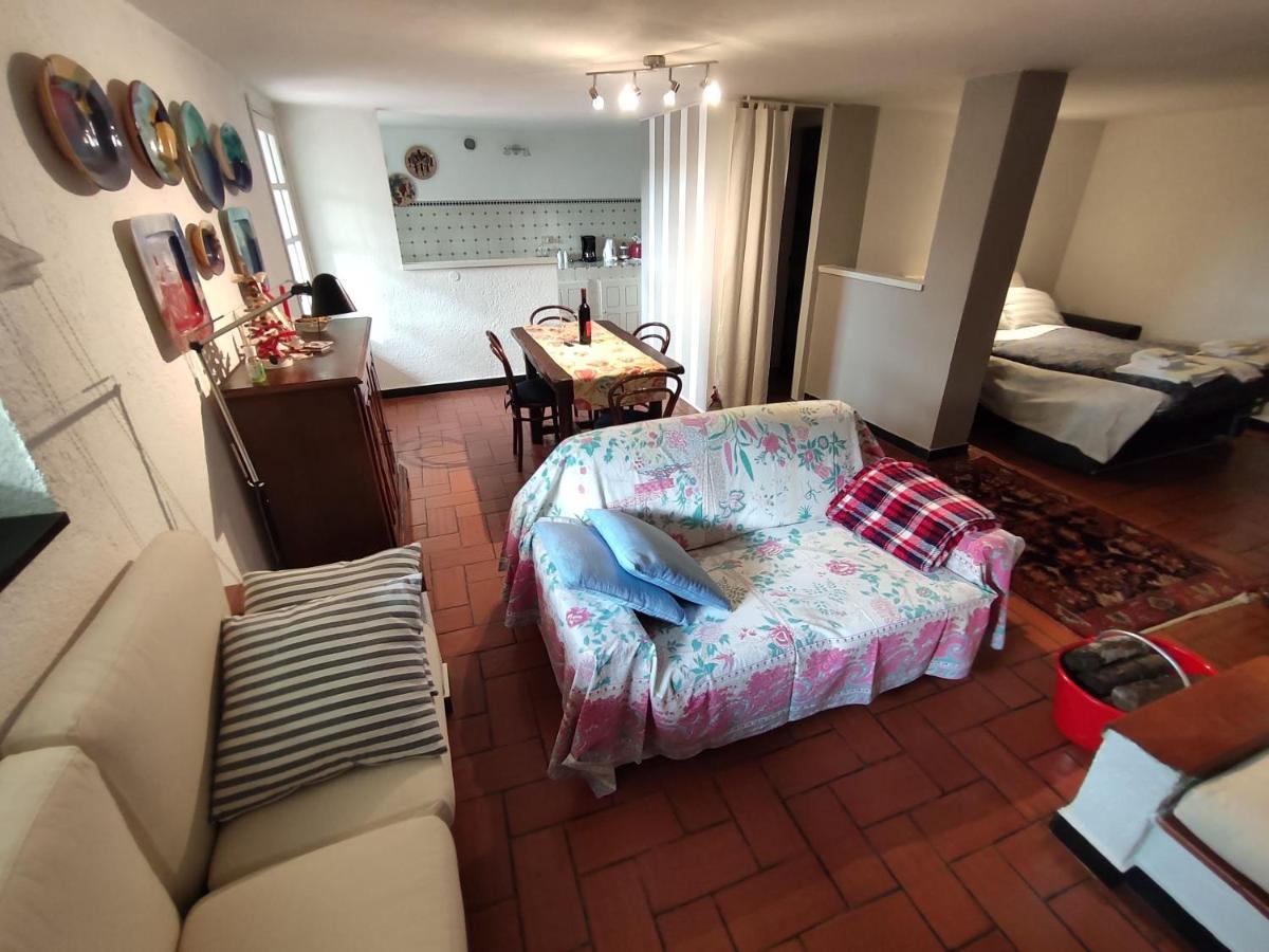 Independent Apartment With A Fabulous Patio - Casa Penny Cisano sul Neva Εξωτερικό φωτογραφία